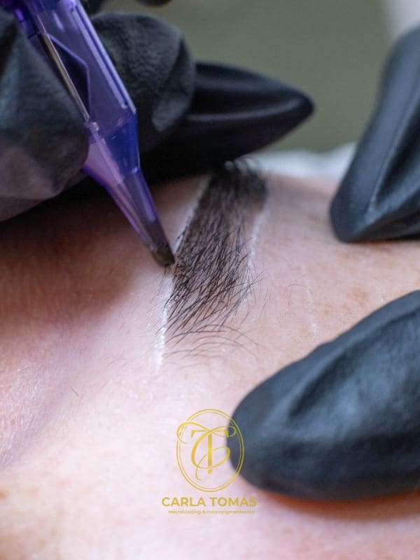 Microblading de cejas en Calamocha
