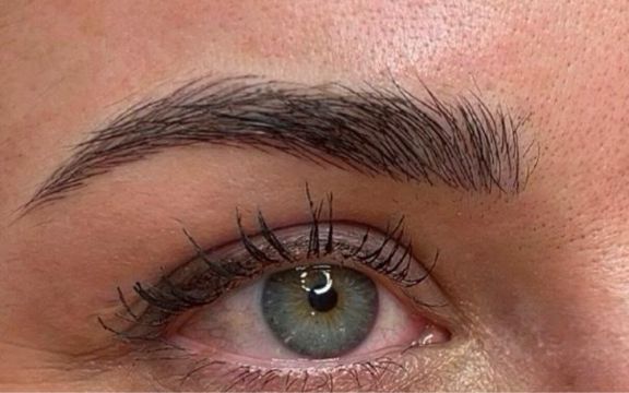 Resultado de micropigmentación de cejas en Calamocha, Carla Tomás en Calamocha